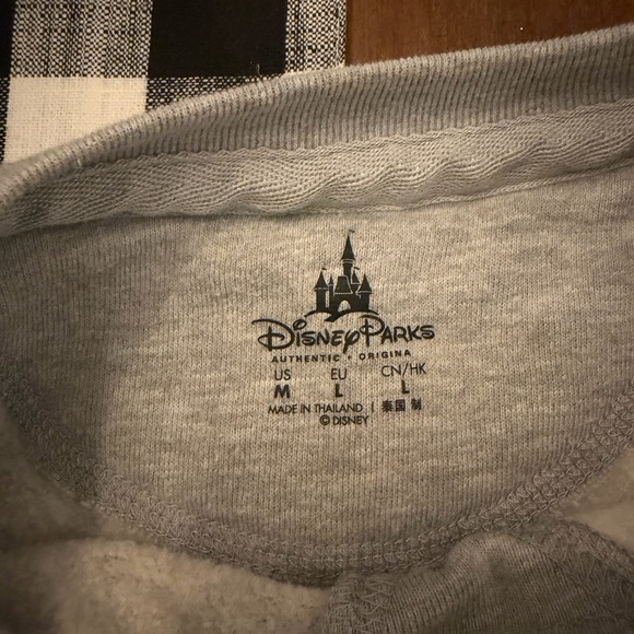 Disney Women’s crewneck sweatshirt - Picture 4 of 4